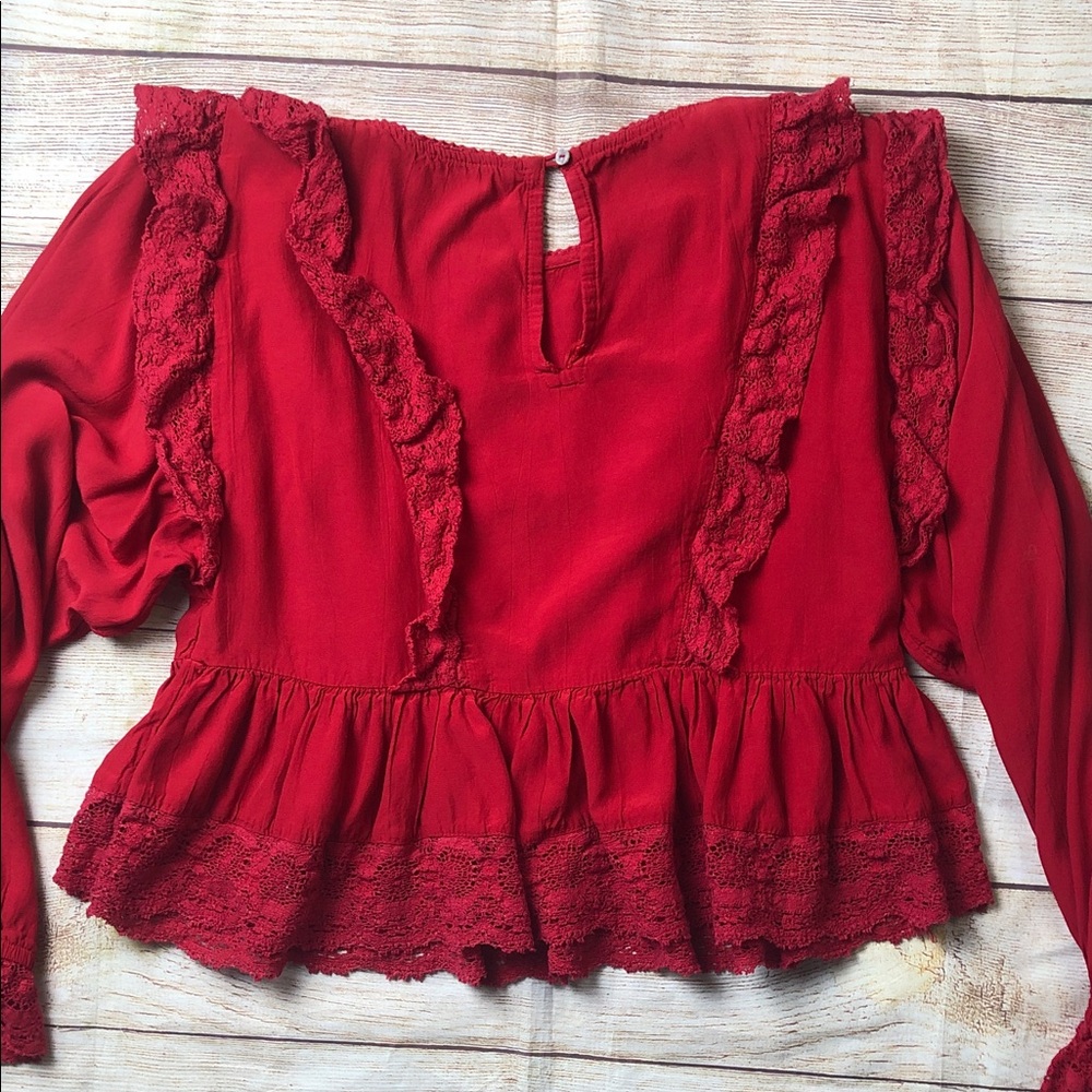 Free People Take It‎ Easy peplum blouse in red with lace trim 💙 - Picture 7 of 9